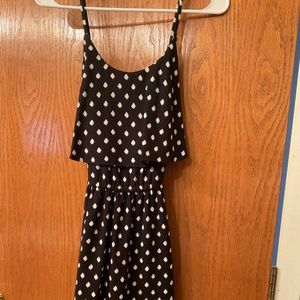 Elle, size 6 sundress, black and white